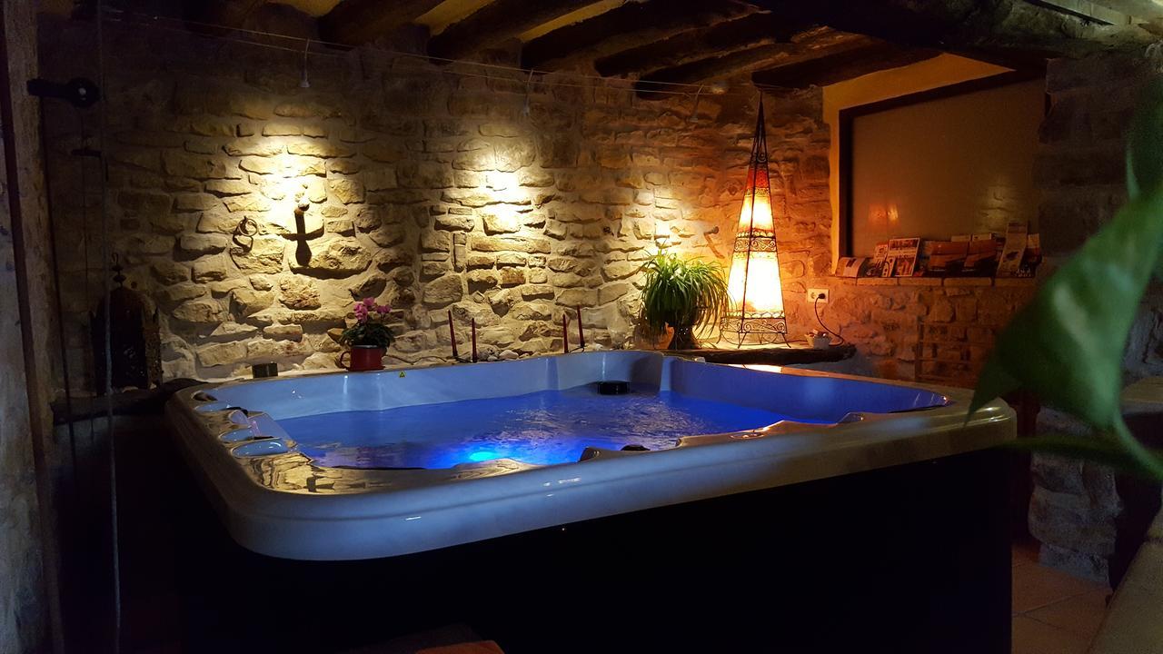 Les Cavallerisses Guest House Guialmons Exterior foto